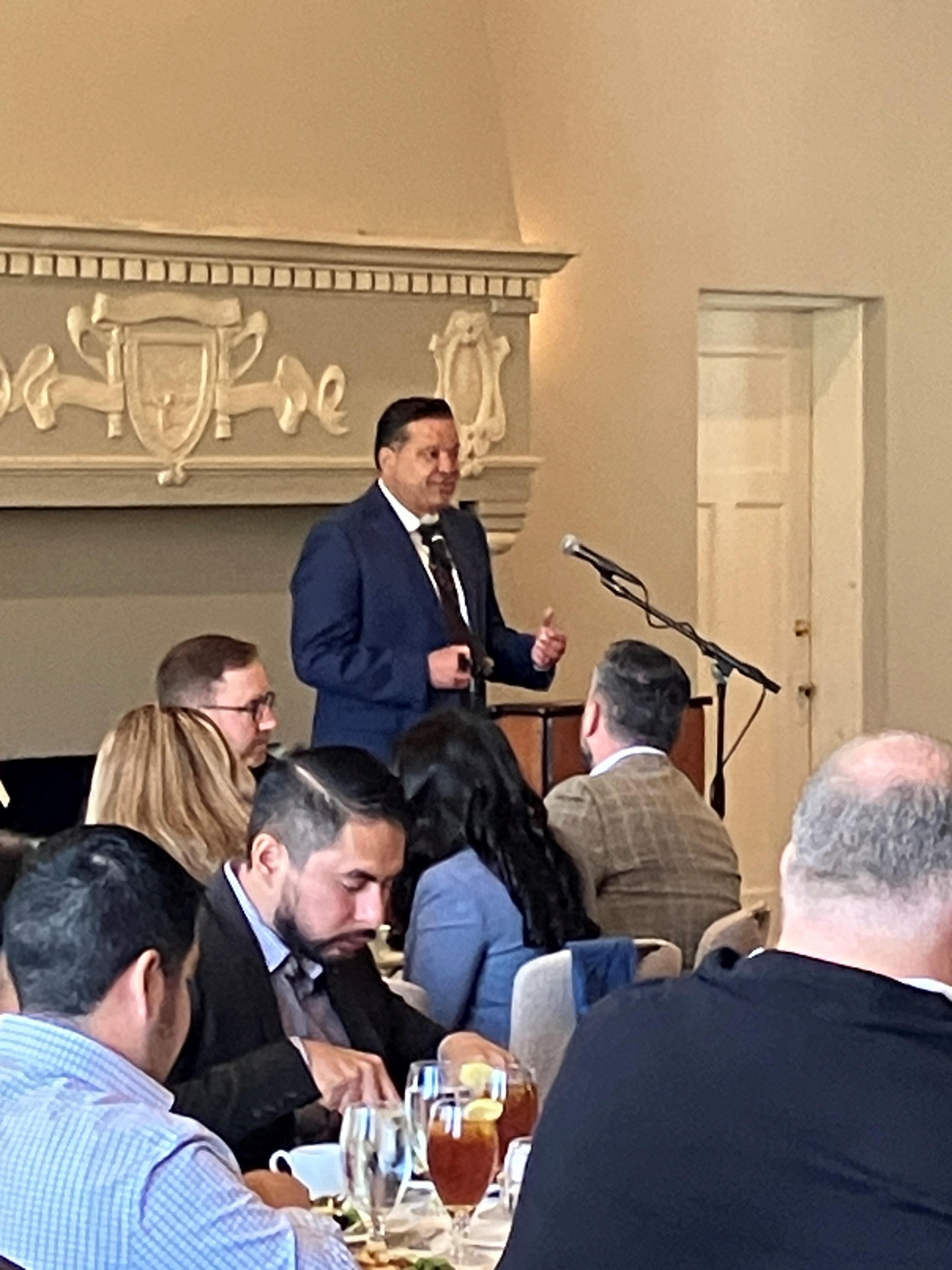 mayor Gordo at the Economic and Business Summit