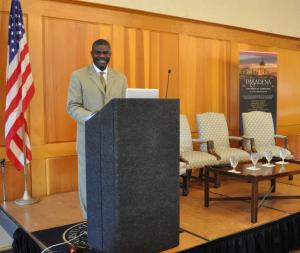 Pasadena Chamber Board Chair Ishmael Trone welcomed guests at the Business and Economic Summit 2016.