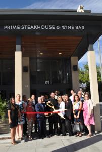 Fleming's Prine Steakhouse and Wine Bar opened at Marengo and Colorado in Pasadena.