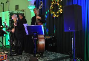 Art Deco Entertainment provided holiday themed swing music.